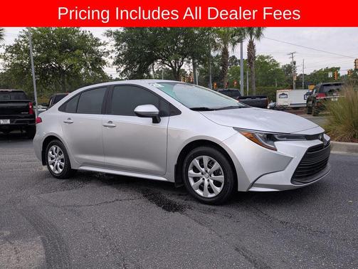 Classic Silver Metallic 2025 Toyota Corolla LE