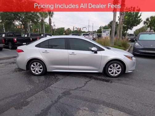 Classic Silver Metallic 2025 Toyota Corolla LE