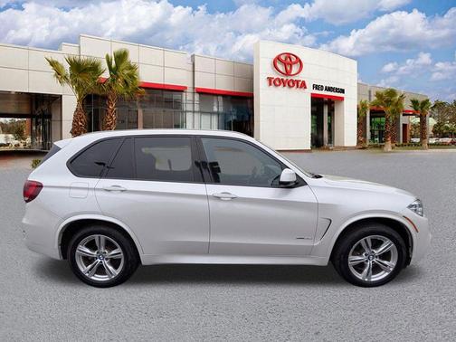 White Metallic 2018 BMW X5 xDrive35i