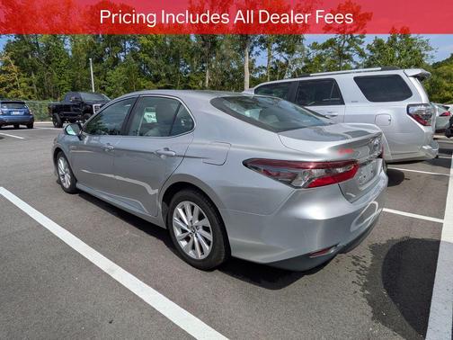 Celestial Silver Metallic 2022 Toyota Camry LE