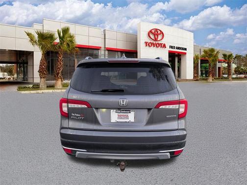 2020 Honda Pilot Touring 8-Passenger