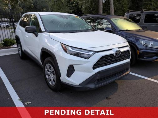 2023 Toyota RAV4 LE