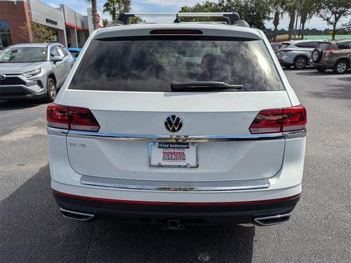 2022 Volkswagen Atlas 3.6L SE w/Technology