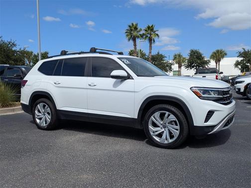 2022 Volkswagen Atlas 3.6L SE w/Technology