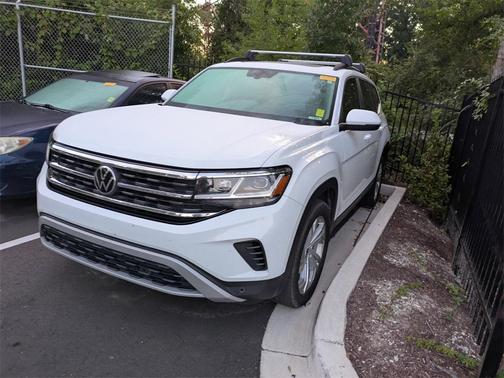 2022 Volkswagen Atlas 3.6L SE w/Technology