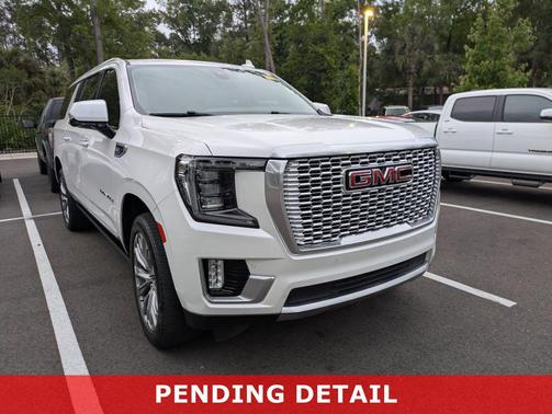 White Frost Tricoat 2021 GMC Yukon XL Denali