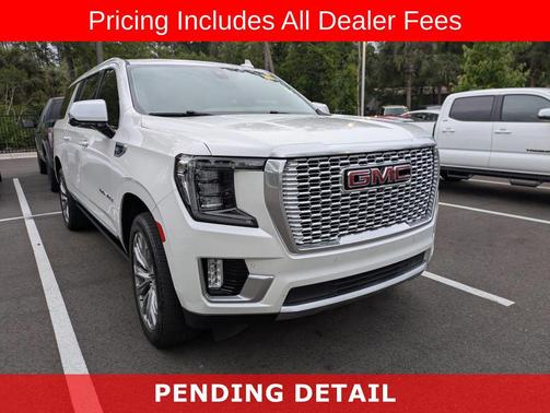 White Frost Tricoat 2021 GMC Yukon XL Denali