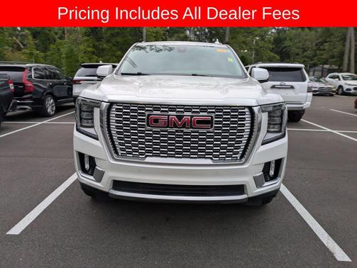 White Frost Tricoat 2021 GMC Yukon XL Denali
