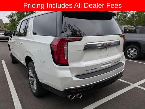 White Frost Tricoat 2021 GMC Yukon XL Denali