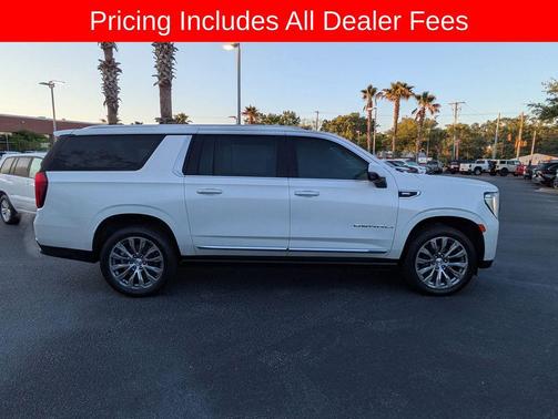White Frost Tricoat 2021 GMC Yukon XL Denali