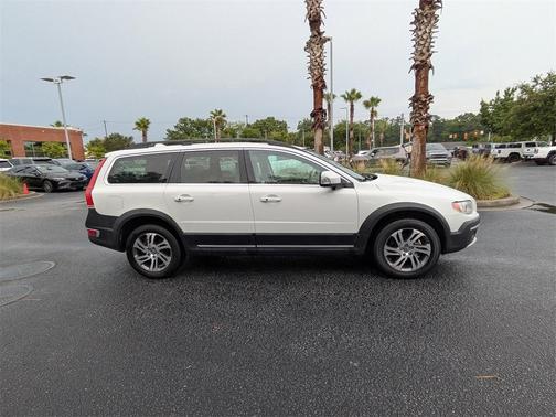2014 Volvo XC70 3.2