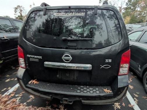 2010 Nissan Pathfinder SE
