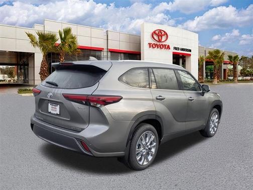 2026 Toyota Highlander Hybrid Limited