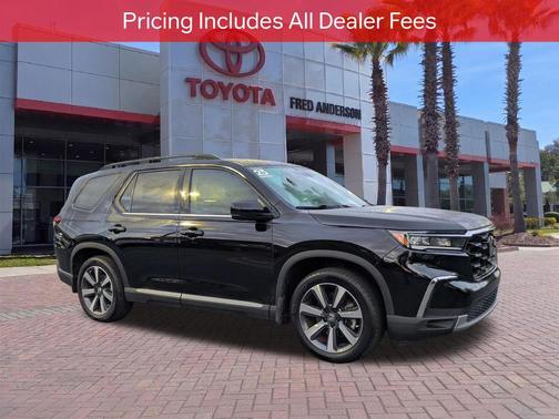 Crystal Black Pearl 2025 Honda Pilot Touring 8-Passenger