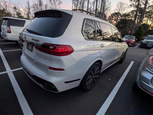 2021 BMW X7 M50i