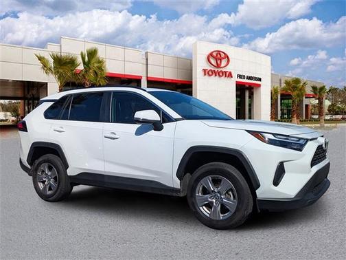 2022 Toyota RAV4 XLE