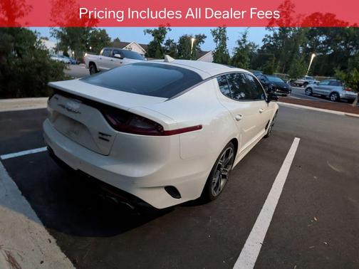 Snow White Pearl 2020 Kia Stinger GT2