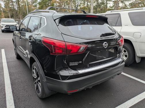 2018 Nissan Rogue Sport SL