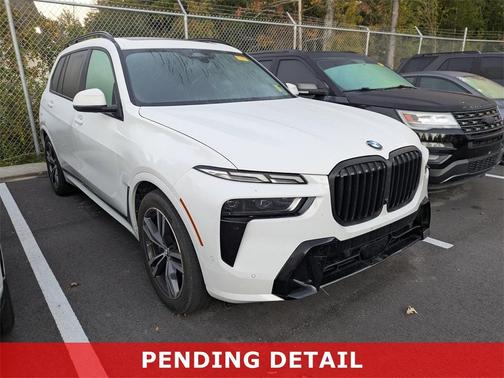2023 BMW X7 xDrive40i