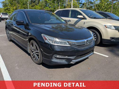 Crystal Black Pearl 2017 Honda Accord Touring V6