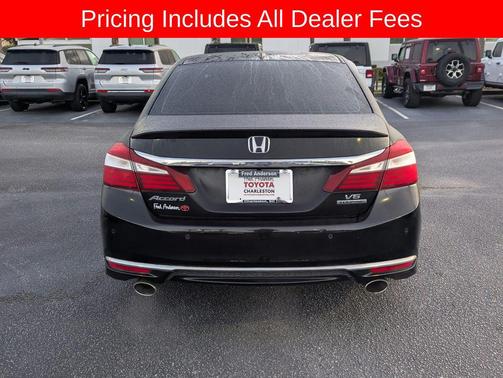 Crystal Black Pearl 2017 Honda Accord Touring V6