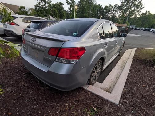 2013 Subaru Legacy 2.5i Sport