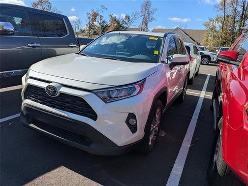 2021 Toyota RAV4 XLE Premium