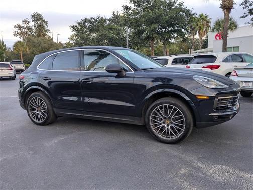 2021 Porsche Cayenne Base