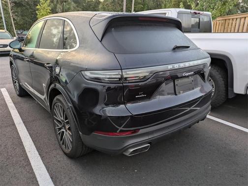2021 Porsche Cayenne Base