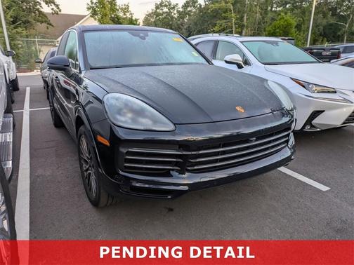 2021 Porsche Cayenne Base