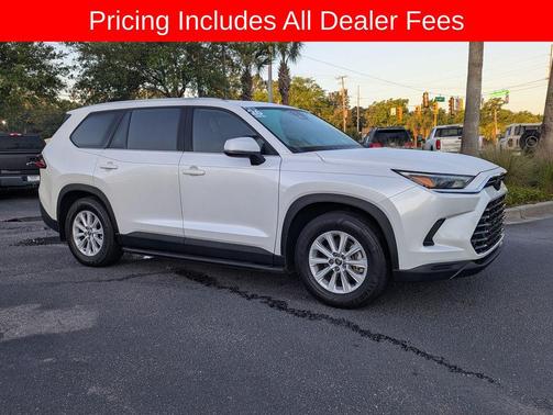 Wind Chill Pearl 2026 Toyota Grand Highlander XLE