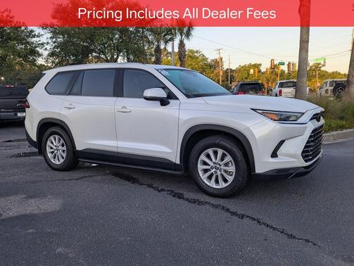 Wind Chill Pearl 2026 Toyota Grand Highlander XLE