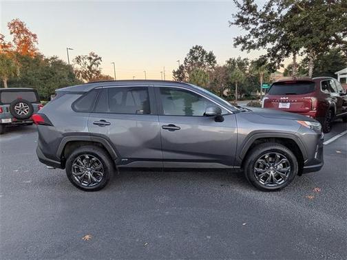 2023 Toyota RAV4 Hybrid XLE Premium
