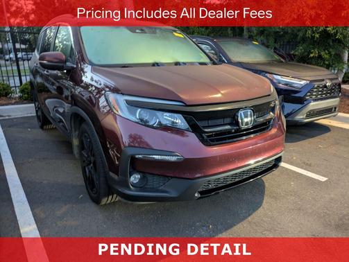 Deep Scarlet Pearl 2022 Honda Pilot 2WD Special Edition