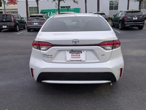 Wind Chill Pearl 2022 Toyota Corolla LE