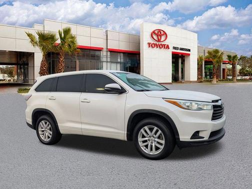 2015 Toyota Highlander LE