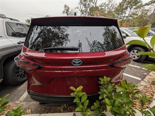 2021 Toyota Sienna XLE 7 Passenger