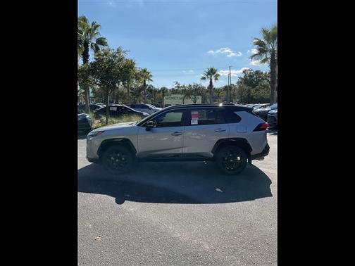 2025 Toyota RAV4 Hybrid XSE
