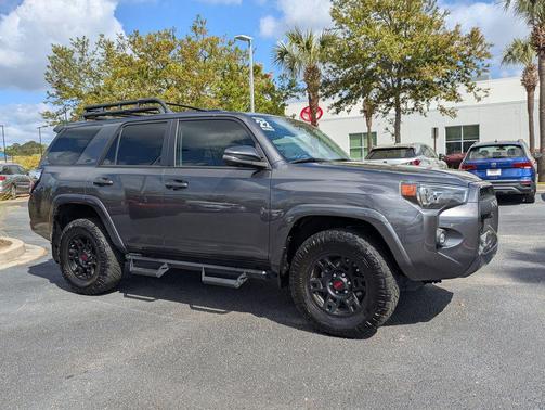 Magnetic Gray Metallic 2022 Toyota 4Runner SR5 Premium