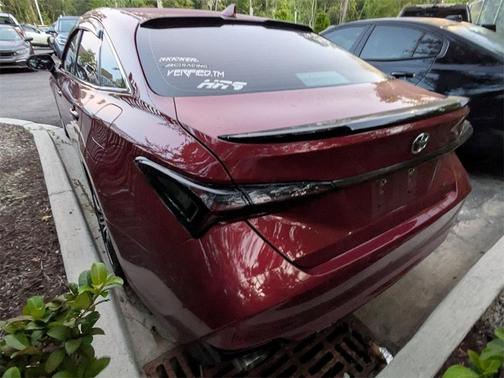2020 Toyota Avalon XSE