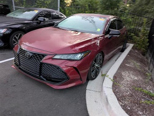 2020 Toyota Avalon XSE