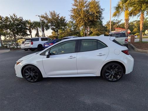 2023 Toyota Corolla Hatchback XSE