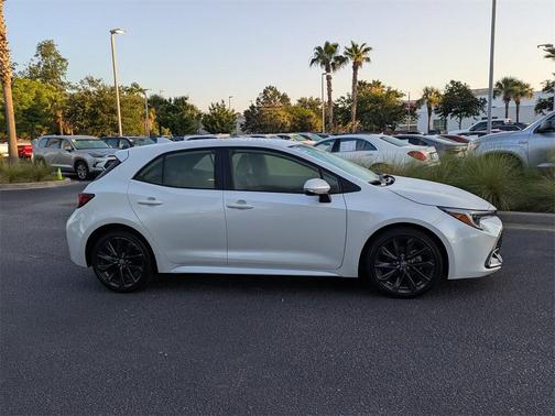 2023 Toyota Corolla Hatchback XSE