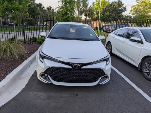 2023 Toyota Corolla Hatchback XSE