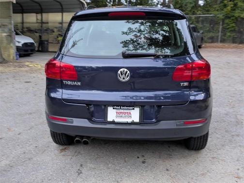 2016 Volkswagen Tiguan S