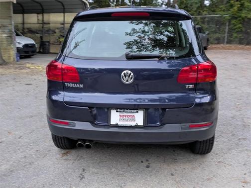 2016 Volkswagen Tiguan S
