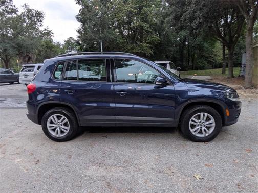2016 Volkswagen Tiguan S