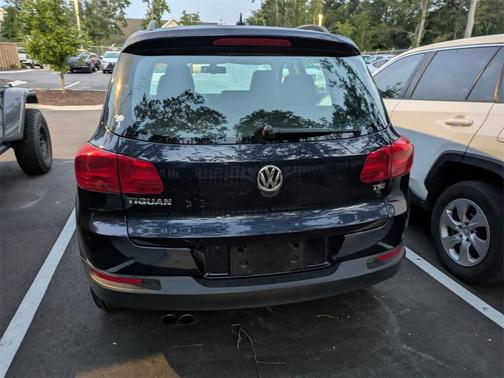 2016 Volkswagen Tiguan S