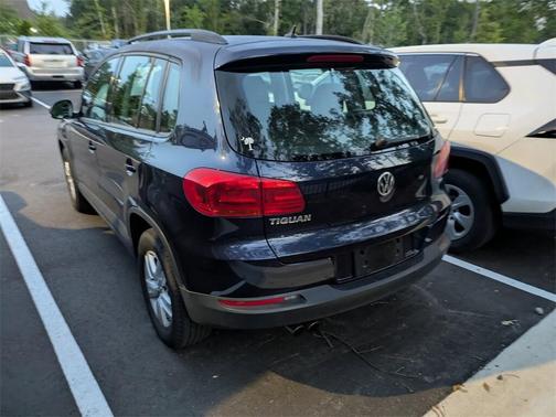 2016 Volkswagen Tiguan S
