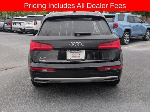 Brilliant Black 2019 Audi Q5 2.0T Premium Plus
